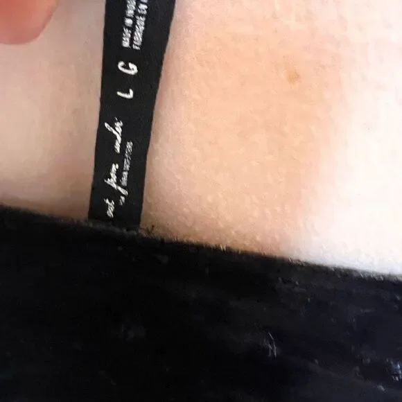 Out from Under Black Velvet Off Shoulder Crop Top Sz L Goth Urban Outfitters - Picture 6 of 6